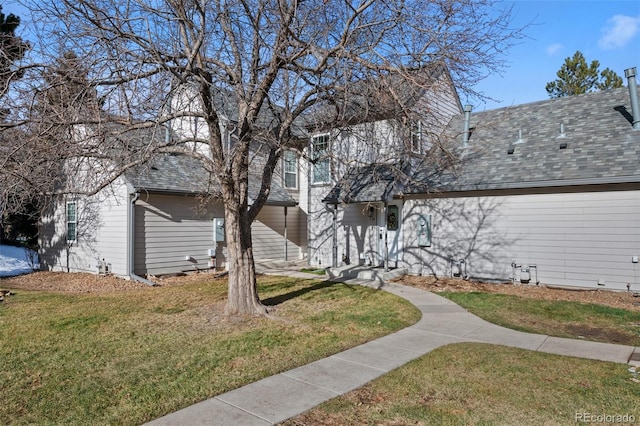 view of front of house with a front yard