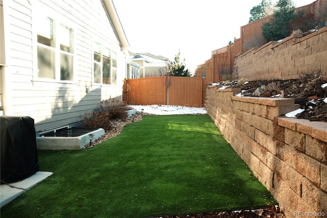 view of yard featuring fence