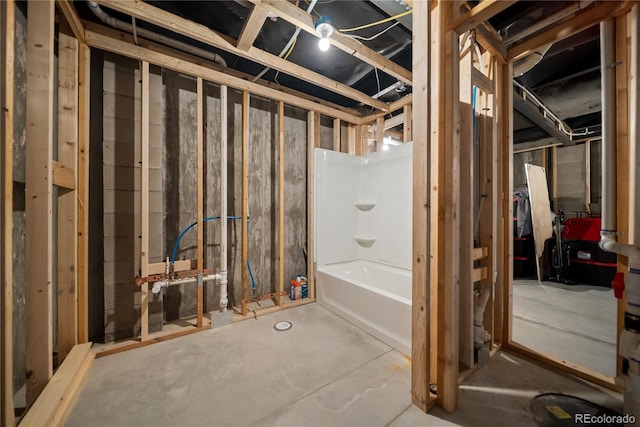 539 W 9th St, Akron, CO 80720 - view of full bathroom