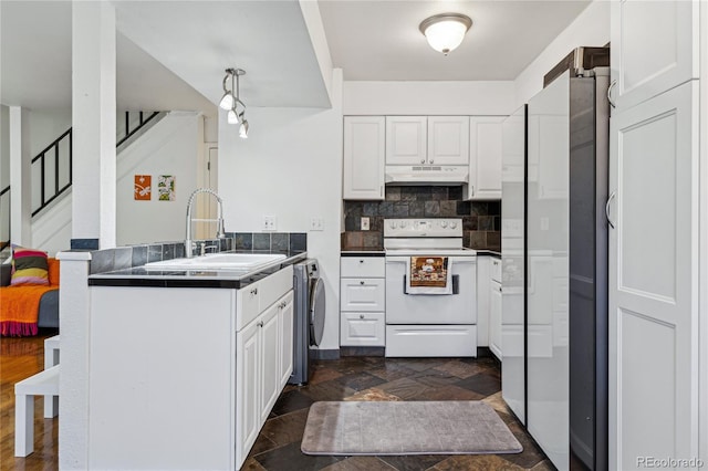 kitchen with backsplash, kitchen peninsula, sink, white cabinetry, and white electric range oven