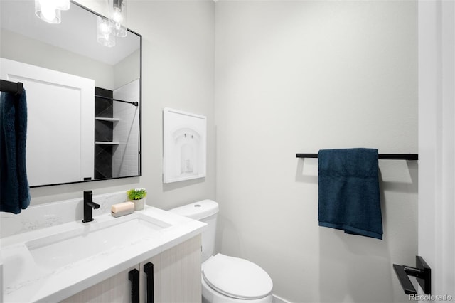 2179 S Bannock St, Denver, CO 80223 - full bath featuring toilet, a sink, and a shower