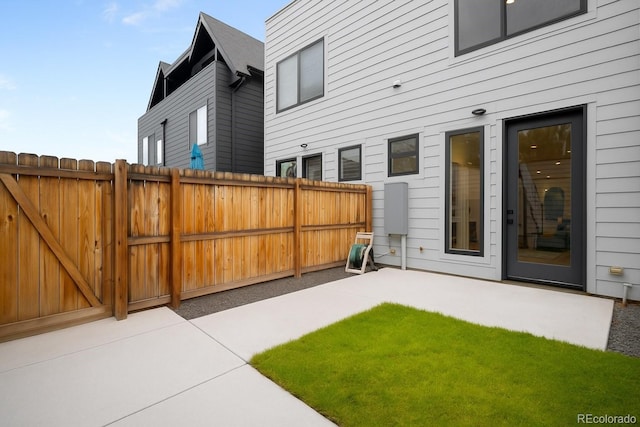 2179 S Bannock St, Denver, CO 80223 - view of yard featuring a patio