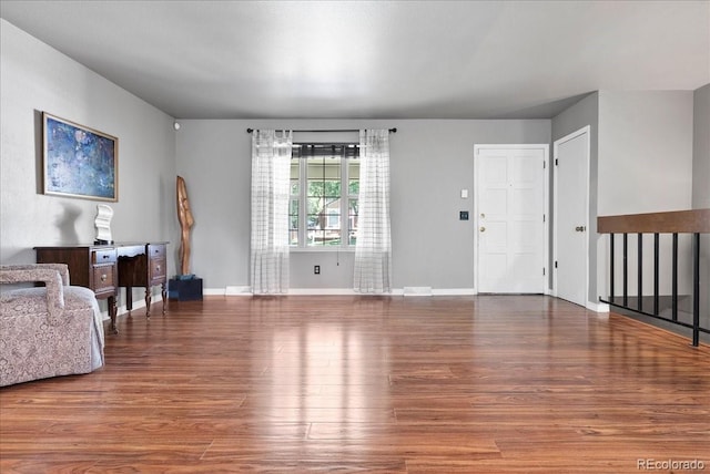 4351 S Evanston Ct, Aurora, CO 80015 - living area featuring wood finished floors and baseboards