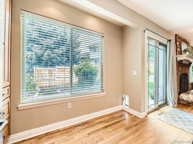 7826 S Niagara Way, Centennial, CO 80112 - entryway with wood finished floors and baseboards