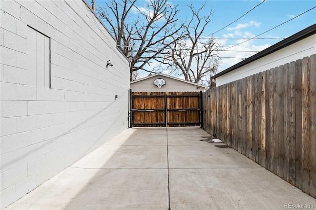1442 S Logan St, Denver, CO 80210 - photo 31