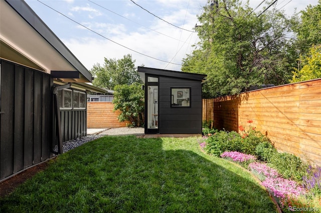 2525 S Meade St, Denver, CO 80219 - view of yard featuring an outbuilding