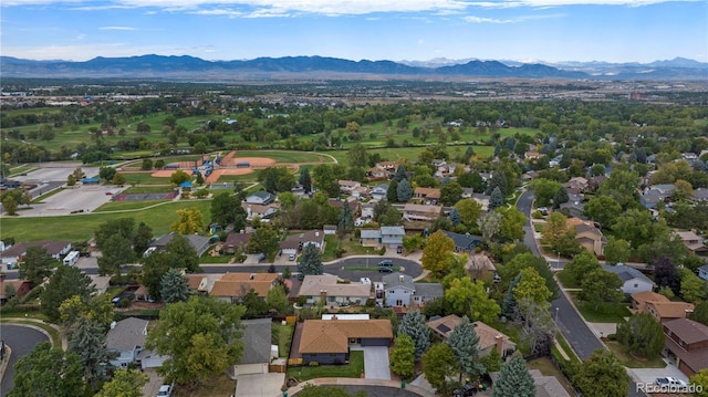 bird's eye view with a mountain view