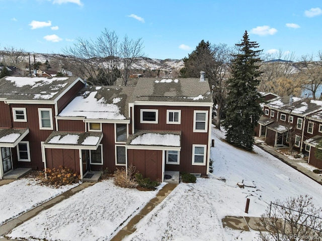 view of front of house