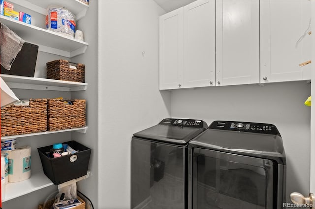 9883 Truckee St, Commerce City, CO 80022 - laundry area featuring washing machine and clothes dryer and cabinet space