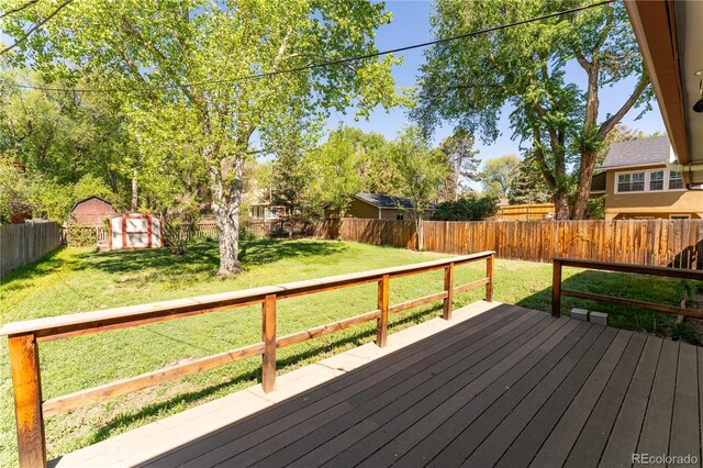 1528 N Chestnut St, Colorado Springs, CO 80907 - view of wooden deck