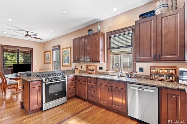611 E Willamette Ave, Colorado Springs, CO 80903 - photo 3