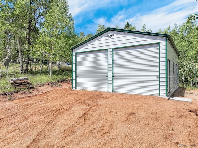 view of detached garage