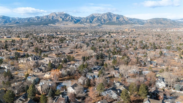 property view of mountains featuring a residential view