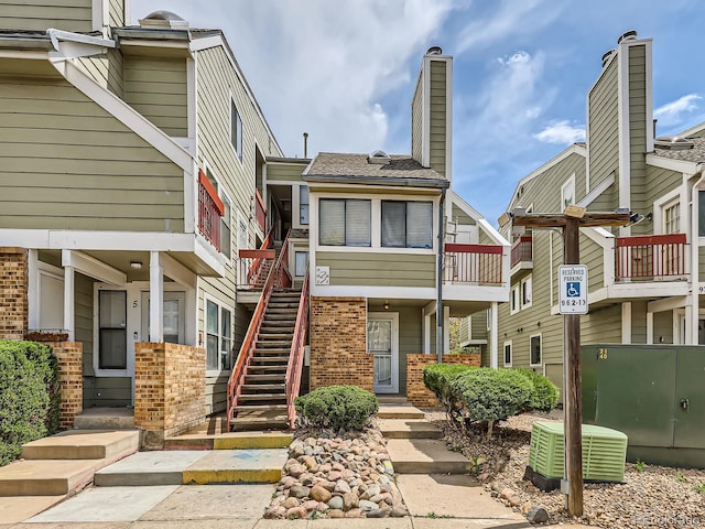 962 S Dearborn Way Unit 19, Aurora, CO 80012 - view of property featuring stairs