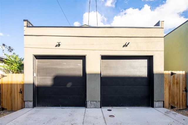3433 Lawrence St Unit 1, Denver, CO 80205 - detached garage with fence
