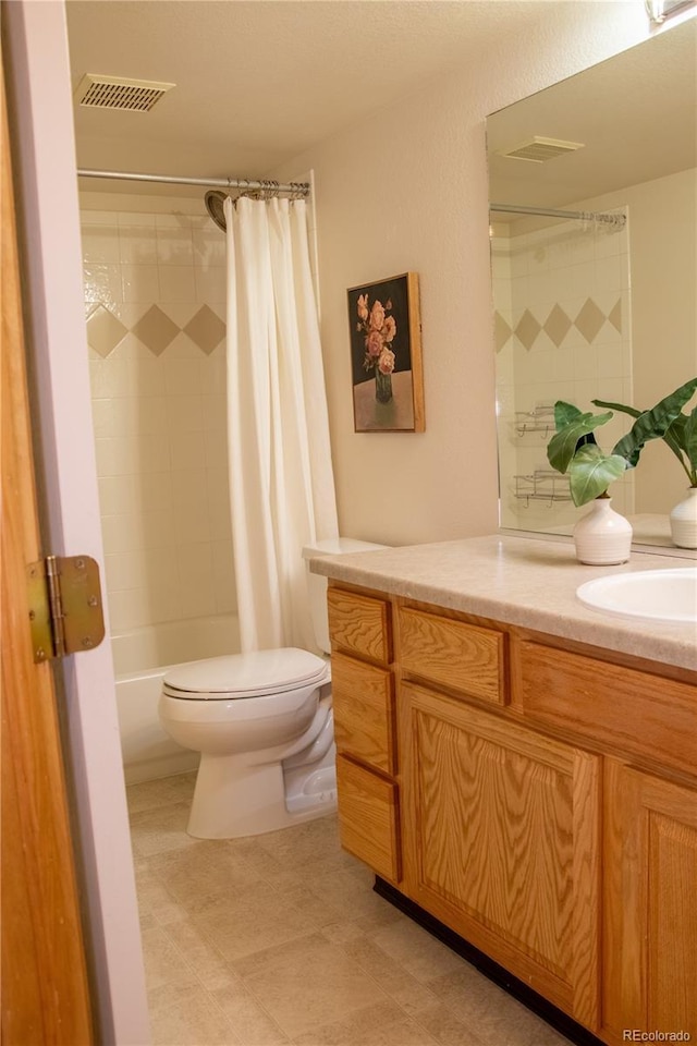 698 Larimer Creek Dr, Monument, CO 80132 - full bath featuring vanity and shower / bath combination with curtain