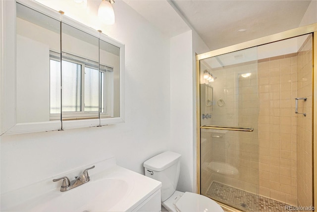 1533 S Jamaica St, Aurora, CO 80012 - full bathroom featuring a shower stall and vanity