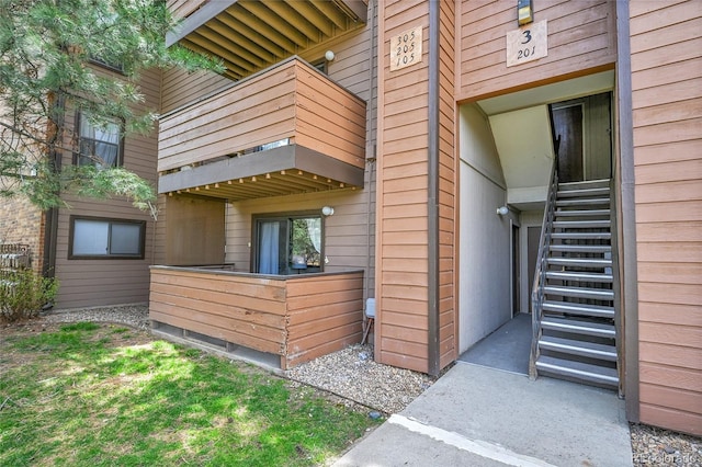 201 Wright St Unit 105, Lakewood, CO 80228 - entrance to property featuring a balcony