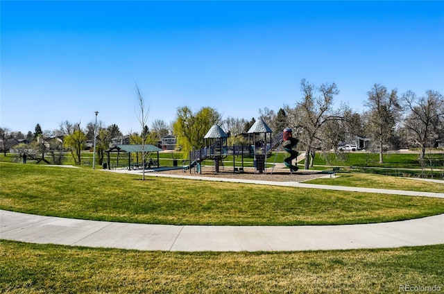 7314 W Walker Pl, Littleton, CO 80123 - surrounding community with a yard and playground community