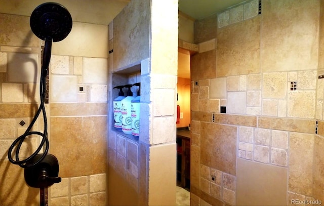 8211 Rocky Mountain Dr, Lakewood, CO 80214 - detailed view
