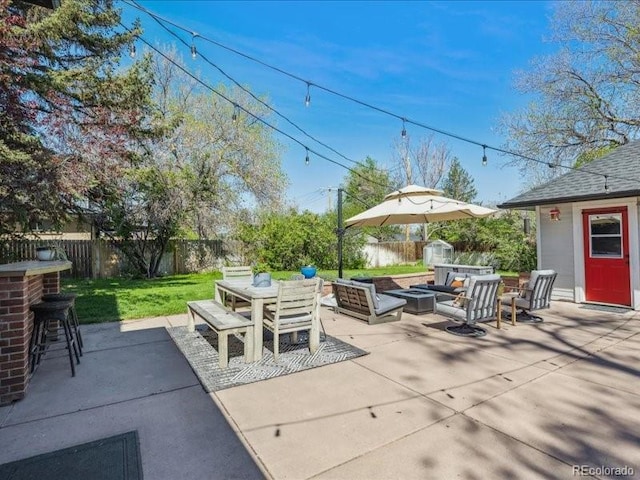 view of patio featuring an outdoor hangout area and outdoor dining area