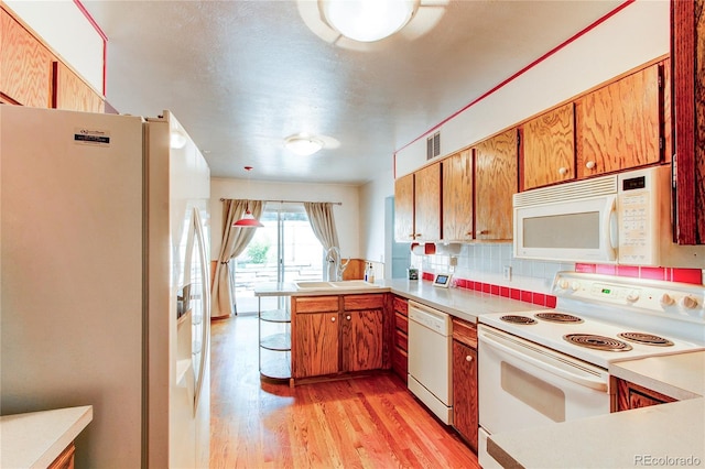 8257 Teller Ct, Arvada, CO 80003 - photo 14