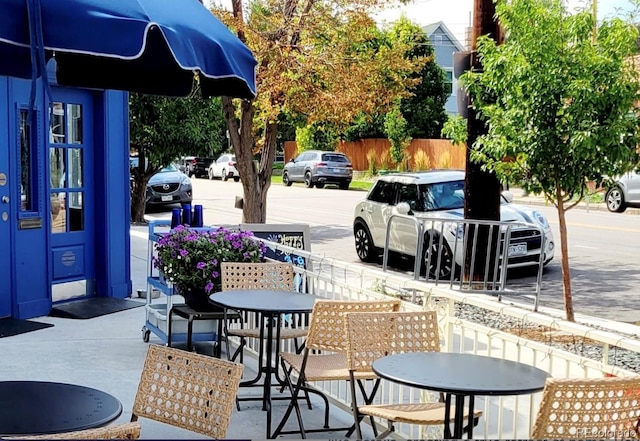 view of patio with outdoor dining space