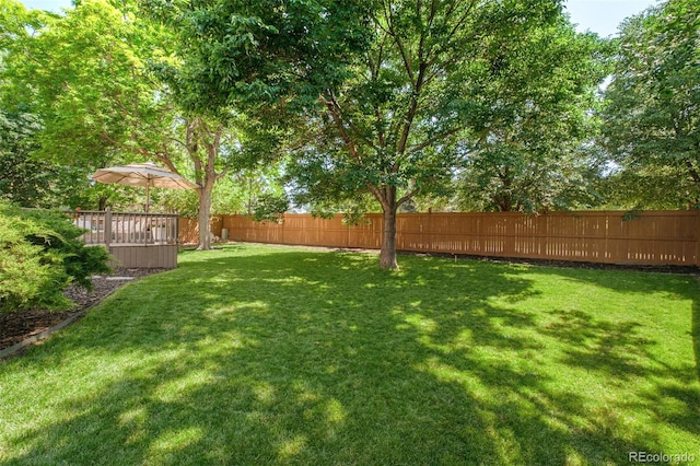 16438 E Prentice Cir, Centennial, CO 80015 - fenced backyard with a deck
