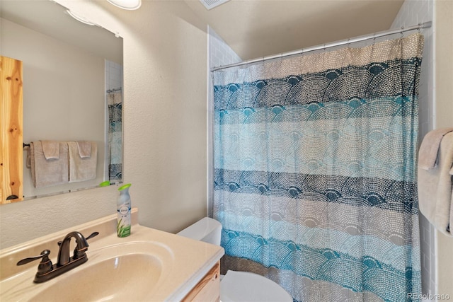 270 Piaute Way, Como, CO 80432 - full bathroom with vanity and curtained shower