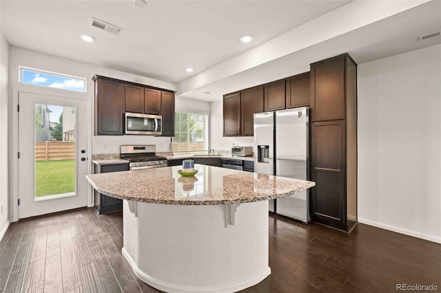 10071 Yampa Ct, Commerce City, CO 80022 - photo 3
