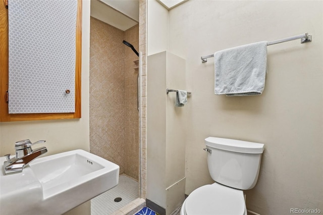 1213 S Taft Hill Rd, Fort Collins, CO 80521 - bathroom featuring a sink and a stall shower