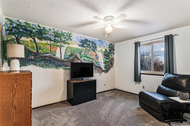 living area featuring light carpet, a textured ceiling, and ceiling fan