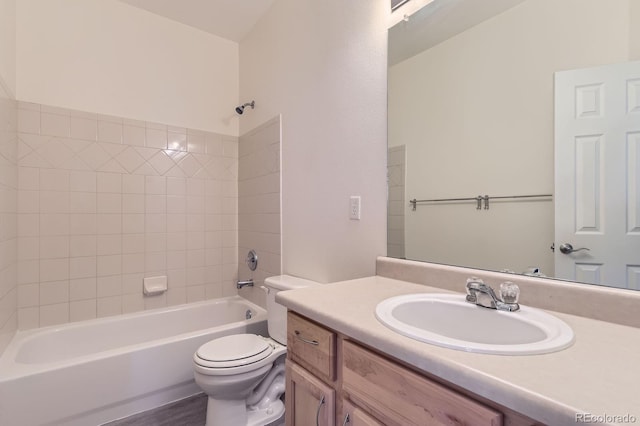 371 Granby Way Unit C, Aurora, CO 80011 - full bath featuring vanity, toilet, and tub / shower combination