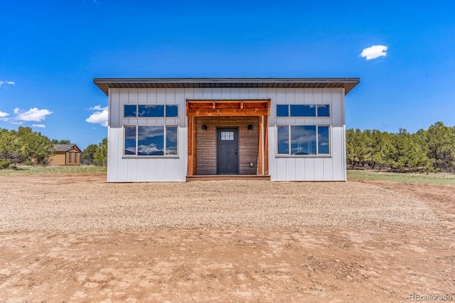 388 14th Trl, Cotopaxi, CO 81223 - view of front of home featuring an outbuilding