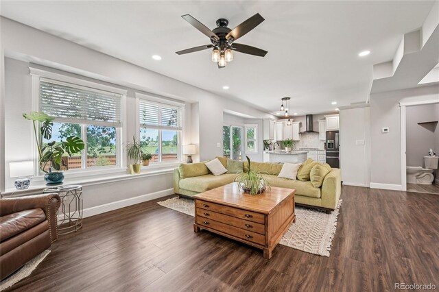 1041 Wisteria Dr, Loveland, CO 80538 - photo 4