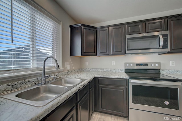 6533 Vedder Dr, Colorado Springs, CO 80925 - photo 11
