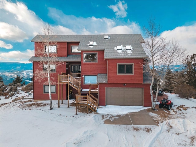 view of front of house featuring a garage