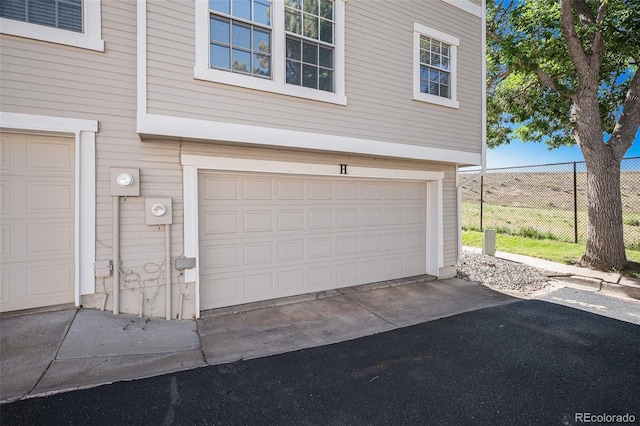2882 W Long Cir Unit H, Littleton, CO 80120 - view of garage