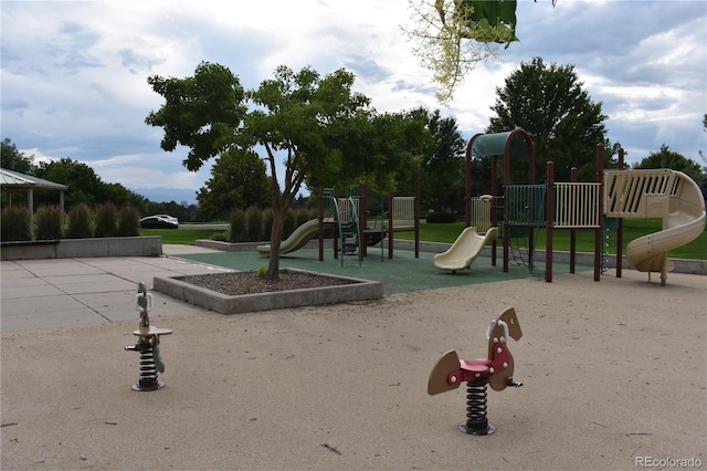 15035 E Grand Ave, Aurora, CO 80015 - view of community play area