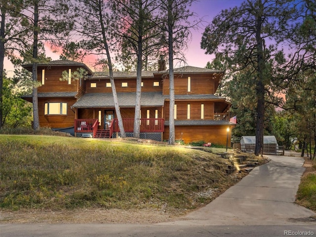 view of front facade featuring covered porch