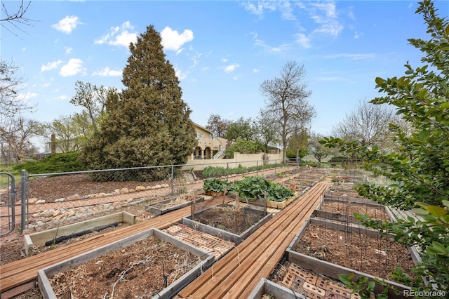 1069 Crestmoor Dr, Boulder, CO 80303 - view of yard featuring a garden
