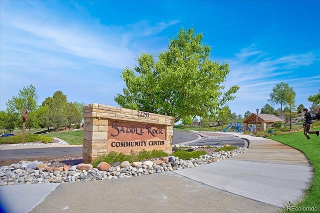 6254 S Riviera Ct, Aurora, CO 80016 - view of community / neighborhood sign