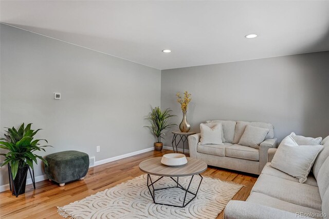 4660 E Briarwood Pl, Centennial, CO 80122 - living room featuring wood finished floors and recessed lighting