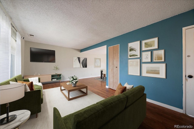 12642 E Kansas Pl, Aurora, CO 80012 - photo 2