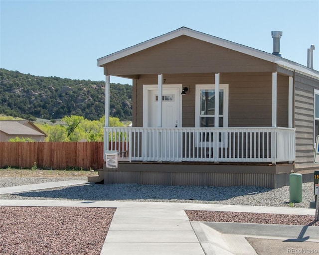 view of front facade featuring a porch