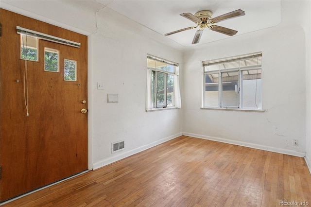 1585 S University Blvd, Denver, CO 80210 - foyer entrance featuring hardwood / wood-style floors and ceiling fan