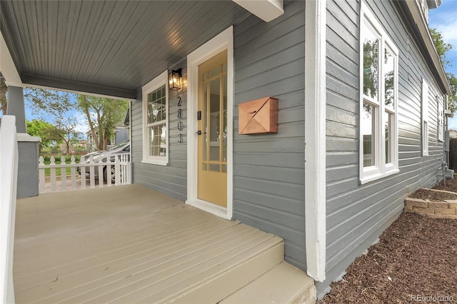 2803 N Cascade Ave, Colorado Springs, CO 80907 - view of wooden porch
