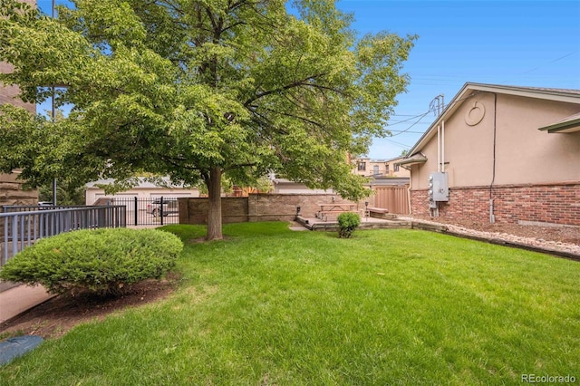 1140 Columbine St Unit 106, Denver, CO 80206 - view of yard