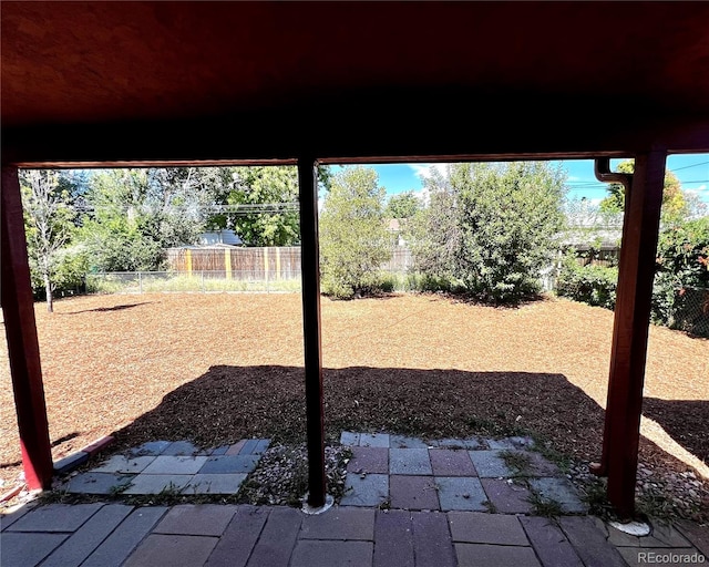 view of yard featuring a patio