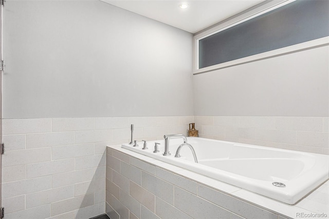 1863 Wazee St Unit 4E, Denver, CO 80202 - bathroom featuring a bath